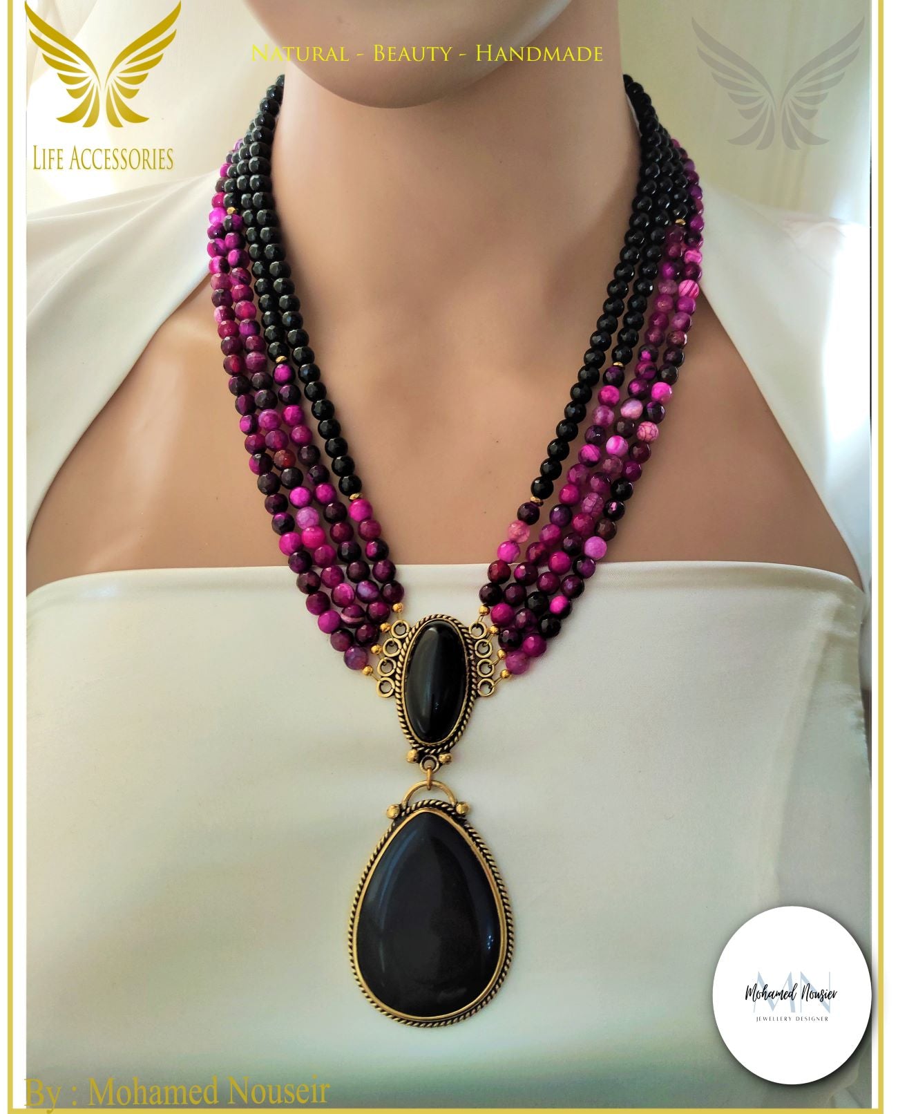 عقد من حجر العقيق و النحاس