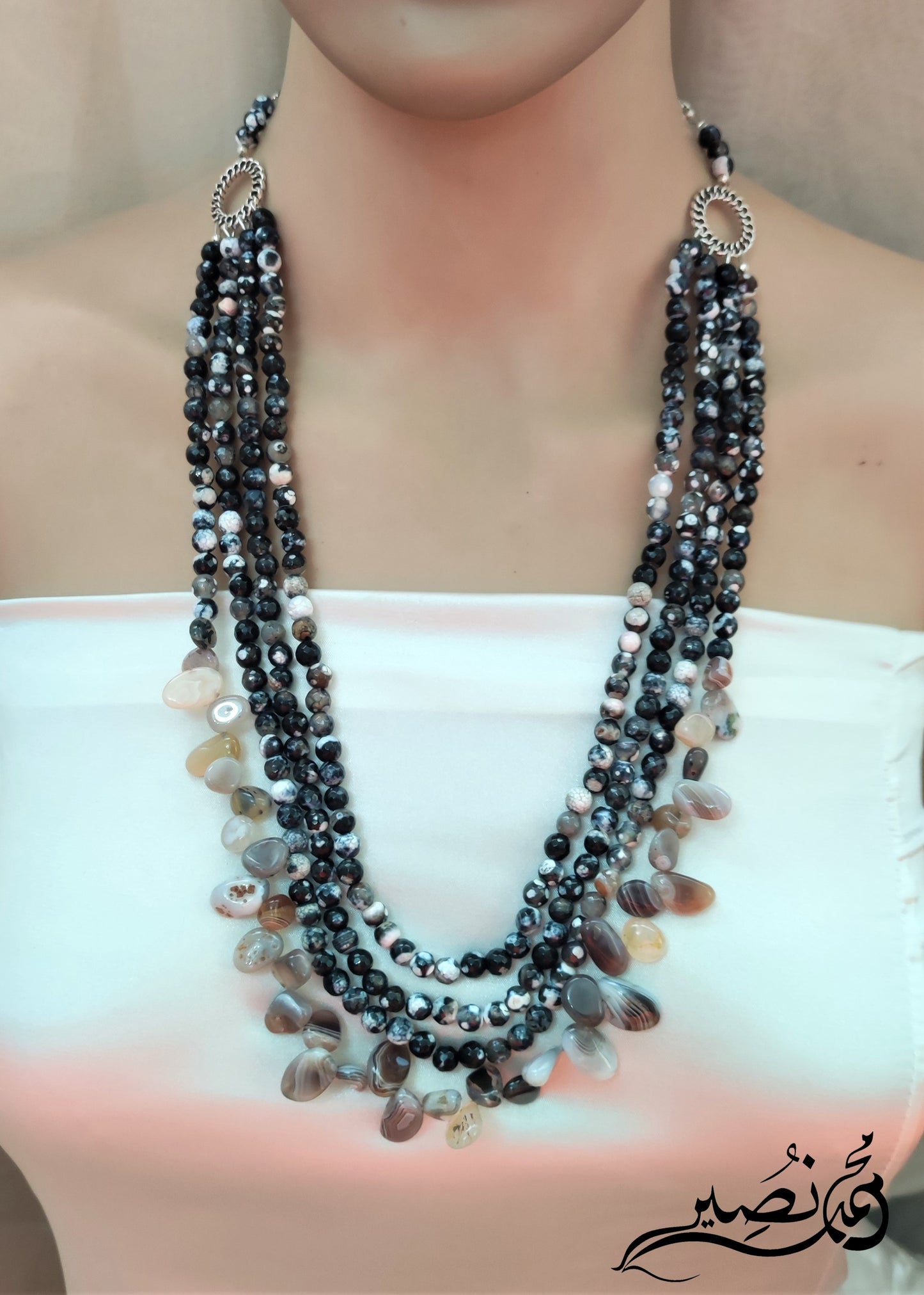 عقد من العقيق طبيعي