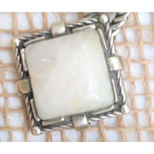 MEN PENDANT