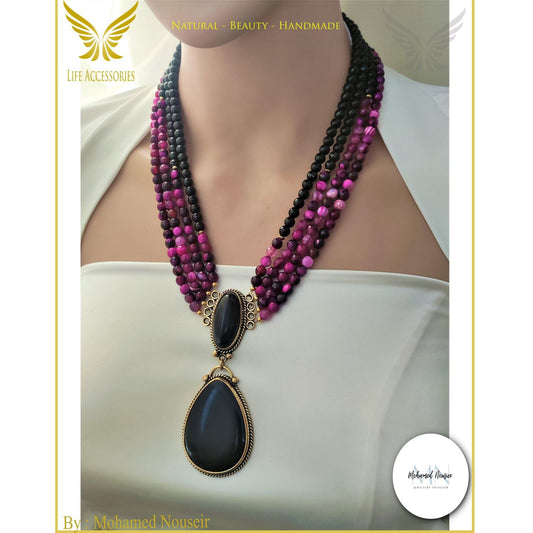 عقد من حجر العقيق و النحاس