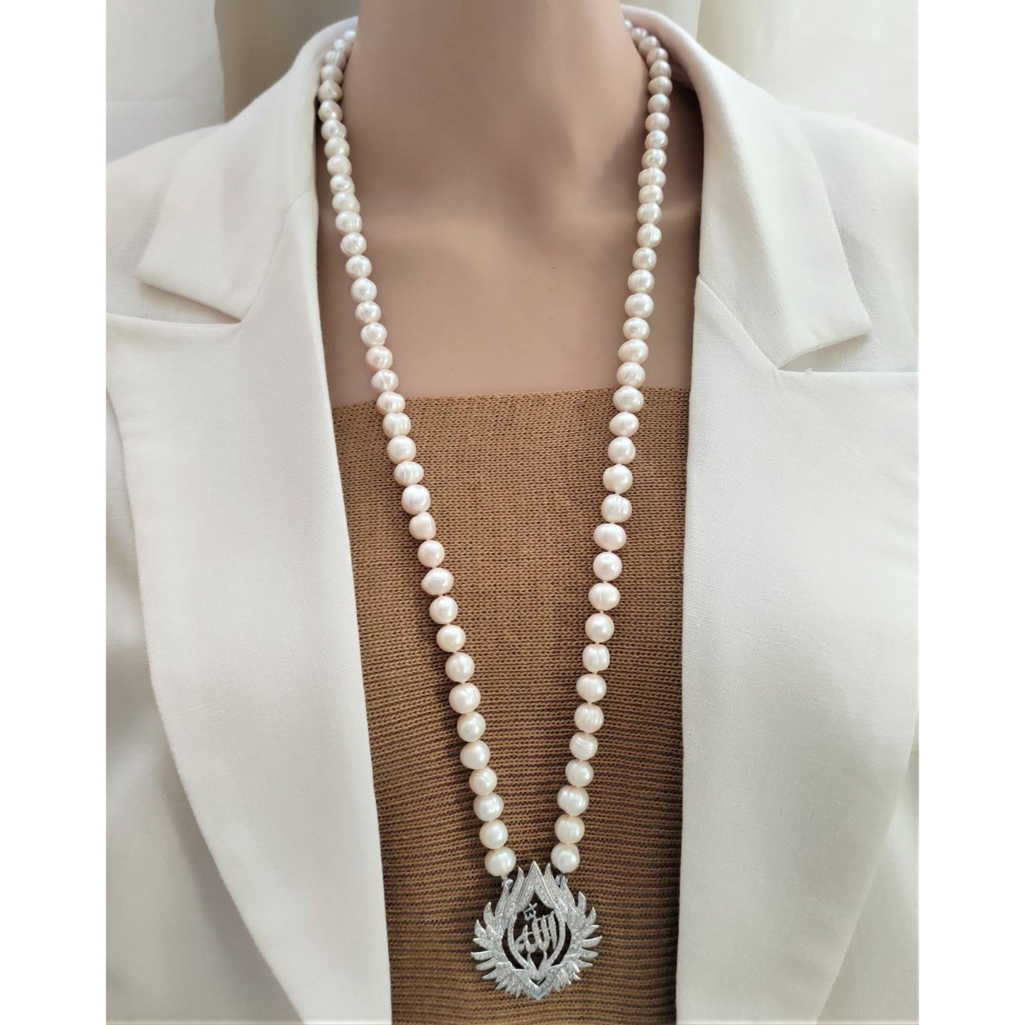 fresh water pearl Necklace