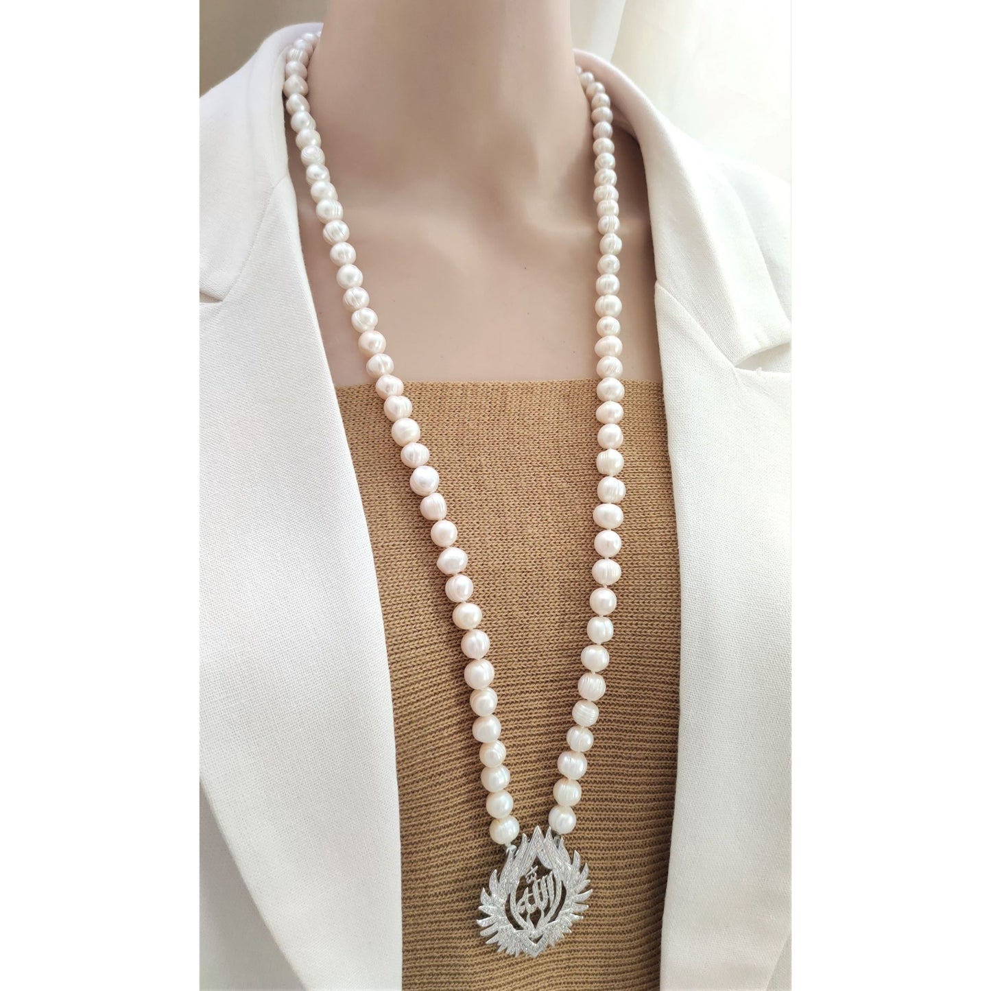 fresh water pearl Necklace