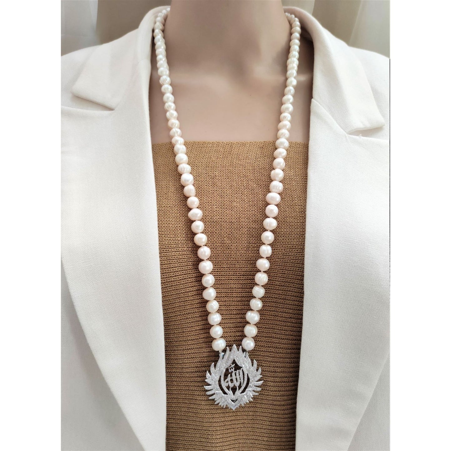 fresh water pearl Necklace